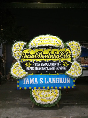 Papan Bunga Duka di Tanah Abang